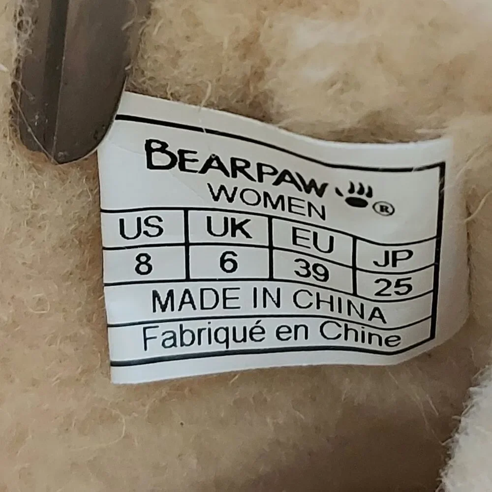 BearPaw new without